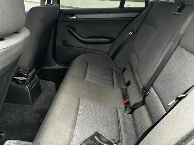 Черный БМВ 3 Серия, объемом двигателя 0 л и пробегом 400 тыс. км за 2750 $, фото 5 на Automoto.ua