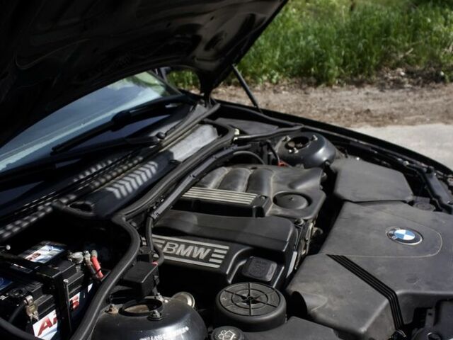 Черный БМВ 3 Серия, объемом двигателя 2 л и пробегом 224 тыс. км за 6000 $, фото 5 на Automoto.ua