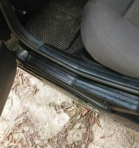 Чорний БМВ 3 Серія, об'ємом двигуна 2 л та пробігом 375 тис. км за 4800 $, фото 4 на Automoto.ua