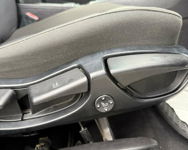 Черный БМВ 3 Серия, объемом двигателя 2 л и пробегом 347 тыс. км за 5200 $, фото 16 на Automoto.ua