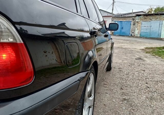 Черный БМВ 3 Серия, объемом двигателя 3 л и пробегом 453 тыс. км за 7950 $, фото 4 на Automoto.ua