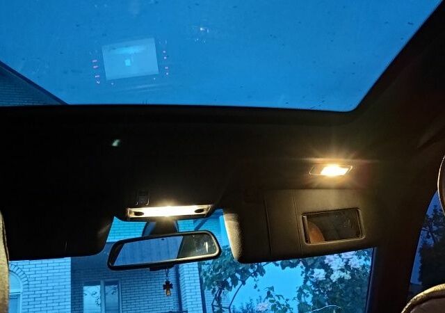 Черный БМВ 3 Серия, объемом двигателя 3 л и пробегом 453 тыс. км за 7950 $, фото 9 на Automoto.ua