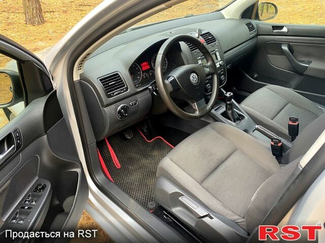 Чорний БМВ 3 Серія, об'ємом двигуна 1.8 л та пробігом 380 тис. км за 4700 $, фото 2 на Automoto.ua