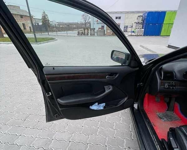 Чорний БМВ 3 Серія, об'ємом двигуна 1.95 л та пробігом 410 тис. км за 4500 $, фото 3 на Automoto.ua