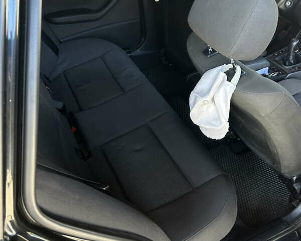 Черный БМВ 3 Серия, объемом двигателя 1.8 л и пробегом 204 тыс. км за 4599 $, фото 16 на Automoto.ua