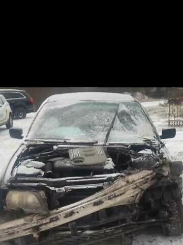 Черный БМВ 3 Серия, объемом двигателя 2 л и пробегом 380 тыс. км за 2800 $, фото 1 на Automoto.ua