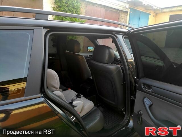 Черный БМВ 3 Серия, объемом двигателя 2 л и пробегом 475 тыс. км за 5500 $, фото 1 на Automoto.ua