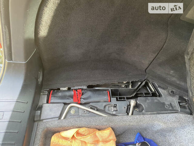 Черный БМВ 3 Серия, объемом двигателя 1.8 л и пробегом 230 тыс. км за 3799 $, фото 12 на Automoto.ua