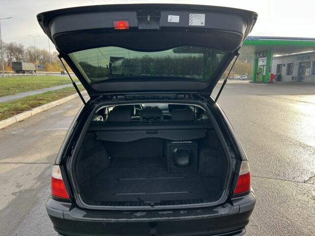 Черный БМВ 3 Серия, объемом двигателя 2 л и пробегом 193 тыс. км за 4700 $, фото 12 на Automoto.ua