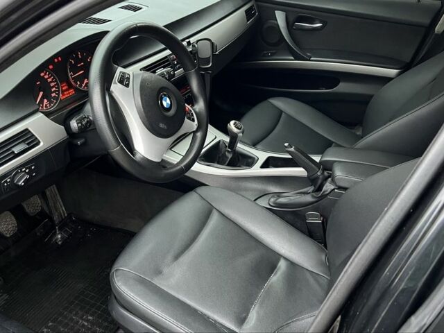 Чорний БМВ 3 Серія, об'ємом двигуна 2 л та пробігом 290 тис. км за 6400 $, фото 9 на Automoto.ua