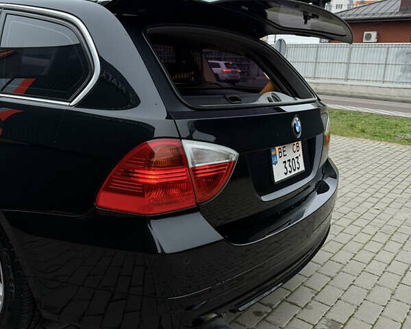 Чорний БМВ 3 Серія, об'ємом двигуна 2.99 л та пробігом 453 тис. км за 10499 $, фото 3 на Automoto.ua