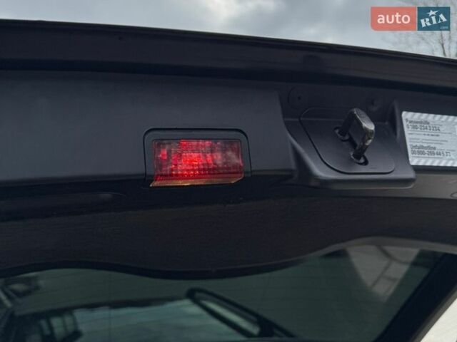 Черный БМВ 3 Серия, объемом двигателя 2 л и пробегом 243 тыс. км за 8150 $, фото 29 на Automoto.ua