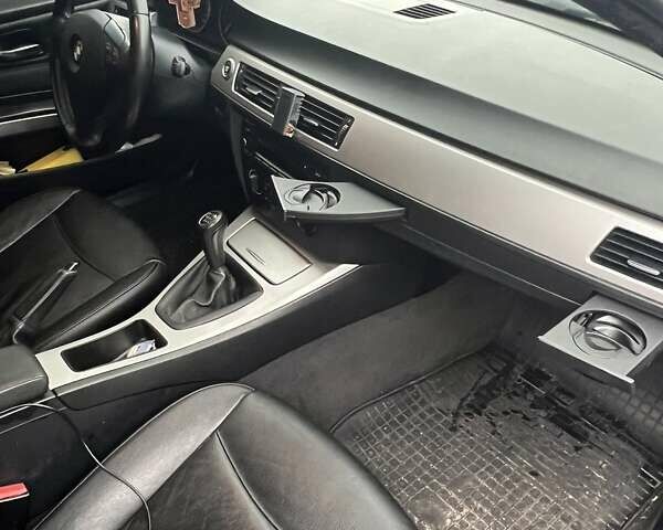 Черный БМВ 3 Серия, объемом двигателя 1.8 л и пробегом 332 тыс. км за 6700 $, фото 5 на Automoto.ua