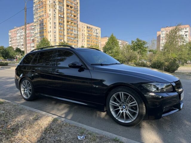 Черный БМВ 3 Серия, объемом двигателя 3 л и пробегом 235 тыс. км за 10200 $, фото 4 на Automoto.ua
