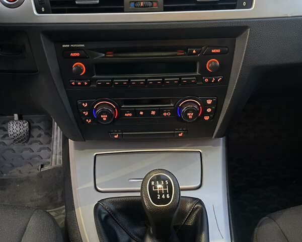 Чорний БМВ 3 Серія, об'ємом двигуна 2 л та пробігом 227 тис. км за 5200 $, фото 21 на Automoto.ua