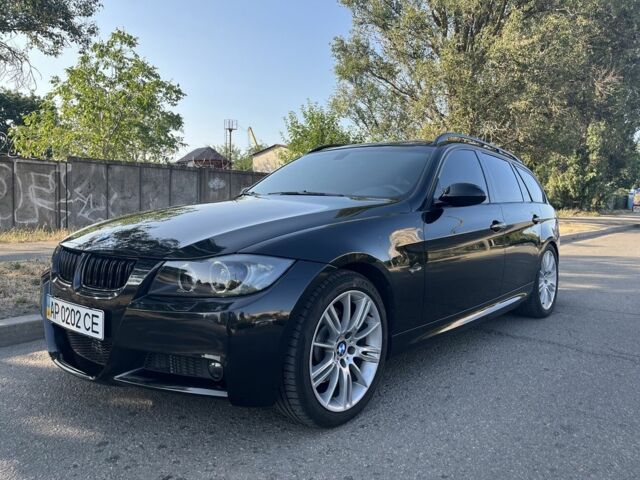 Черный БМВ 3 Серия, объемом двигателя 3 л и пробегом 235 тыс. км за 10200 $, фото 1 на Automoto.ua