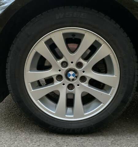 Чорний БМВ 3 Серія, об'ємом двигуна 2 л та пробігом 341 тис. км за 7000 $, фото 2 на Automoto.ua