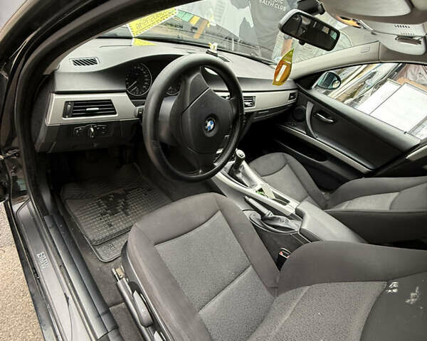 Черный БМВ 3 Серия, объемом двигателя 2 л и пробегом 316 тыс. км за 7800 $, фото 11 на Automoto.ua