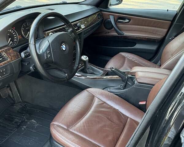 Черный БМВ 3 Серия, объемом двигателя 2 л и пробегом 238 тыс. км за 6700 $, фото 9 на Automoto.ua