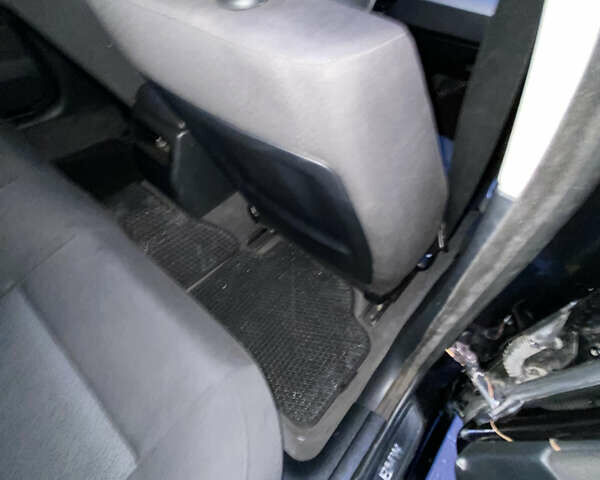 Черный БМВ 3 Серия, объемом двигателя 2 л и пробегом 246 тыс. км за 5700 $, фото 9 на Automoto.ua