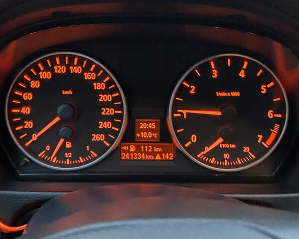 Черный БМВ 3 Серия, объемом двигателя 2 л и пробегом 246 тыс. км за 5700 $, фото 23 на Automoto.ua