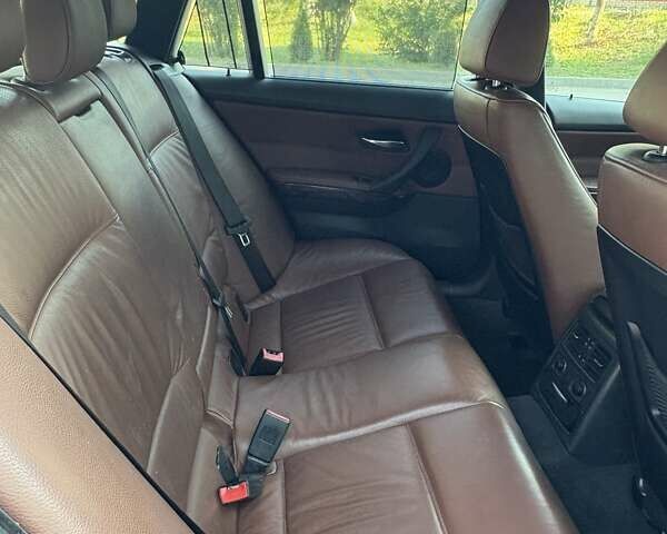 Черный БМВ 3 Серия, объемом двигателя 2 л и пробегом 238 тыс. км за 6700 $, фото 7 на Automoto.ua