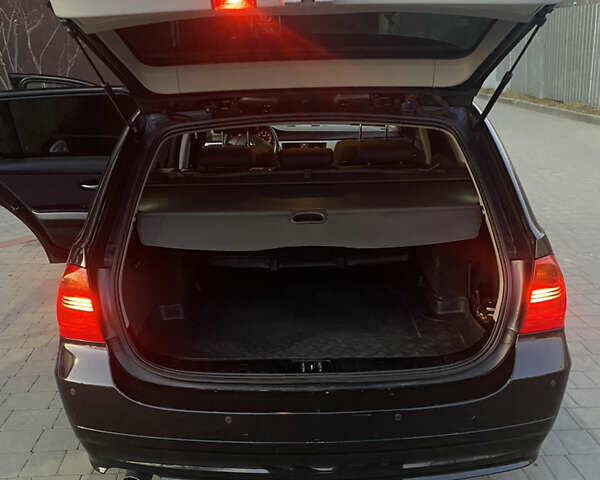 Чорний БМВ 3 Серія, об'ємом двигуна 2 л та пробігом 227 тис. км за 5200 $, фото 27 на Automoto.ua