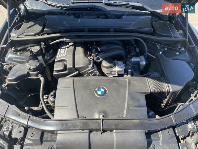 Чорний БМВ 3 Серія, об'ємом двигуна 2 л та пробігом 227 тис. км за 5200 $, фото 34 на Automoto.ua