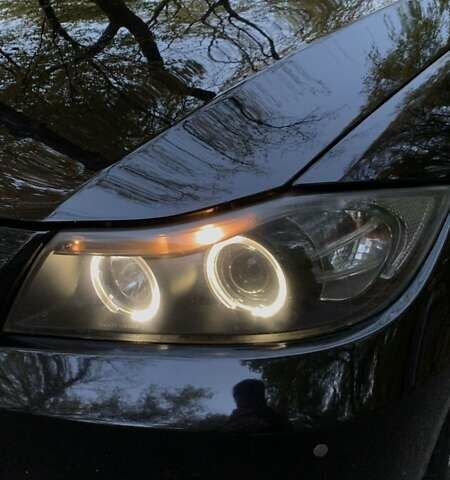 Чорний БМВ 3 Серія, об'ємом двигуна 2 л та пробігом 341 тис. км за 7000 $, фото 1 на Automoto.ua