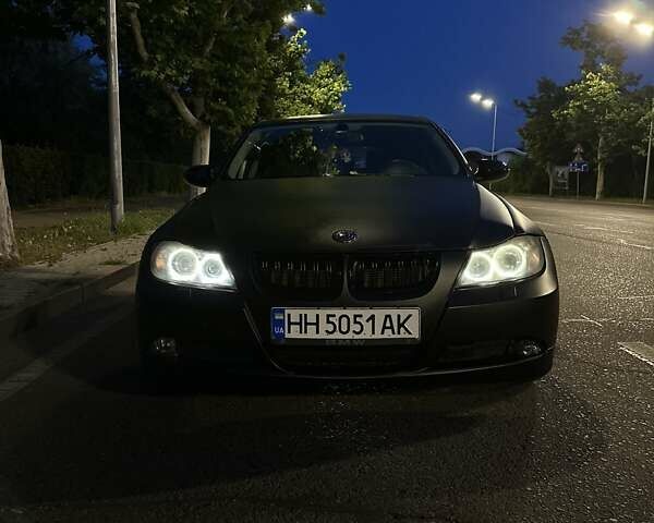 Черный БМВ 3 Серия, объемом двигателя 2 л и пробегом 250 тыс. км за 6999 $, фото 5 на Automoto.ua