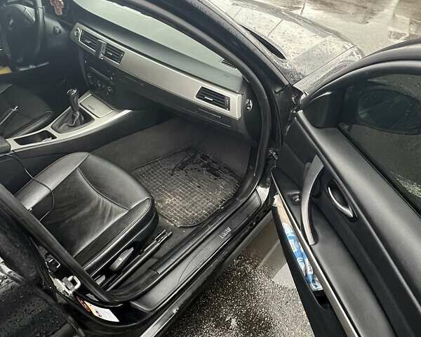 Черный БМВ 3 Серия, объемом двигателя 1.8 л и пробегом 332 тыс. км за 6700 $, фото 8 на Automoto.ua
