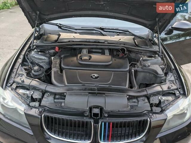 Черный БМВ 3 Серия, объемом двигателя 2 л и пробегом 224 тыс. км за 6500 $, фото 15 на Automoto.ua
