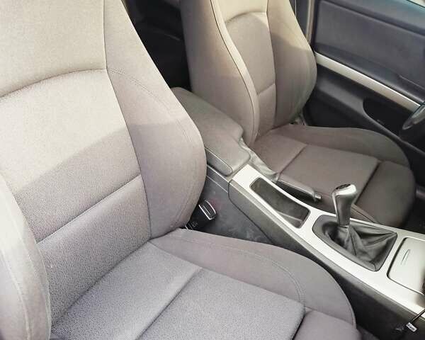 Черный БМВ 3 Серия, объемом двигателя 2 л и пробегом 290 тыс. км за 6199 $, фото 3 на Automoto.ua