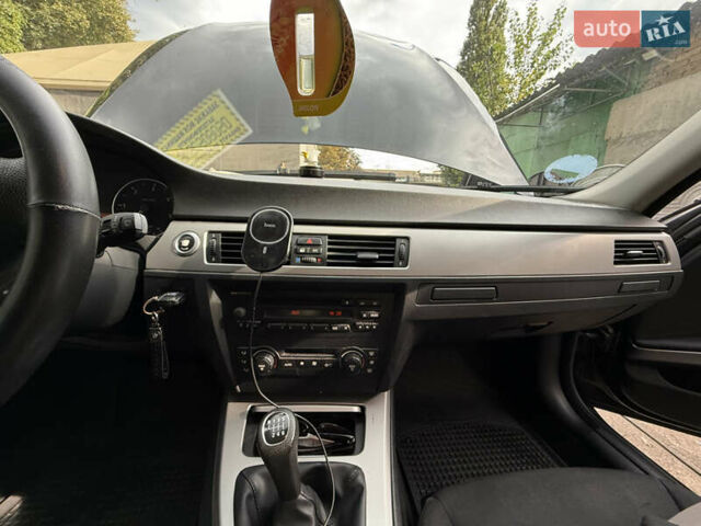 Черный БМВ 3 Серия, объемом двигателя 2 л и пробегом 316 тыс. км за 7800 $, фото 13 на Automoto.ua