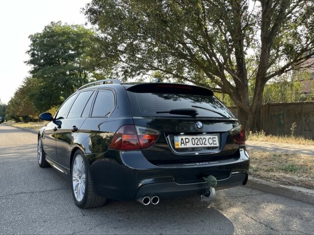 Черный БМВ 3 Серия, объемом двигателя 3 л и пробегом 235 тыс. км за 10200 $, фото 2 на Automoto.ua