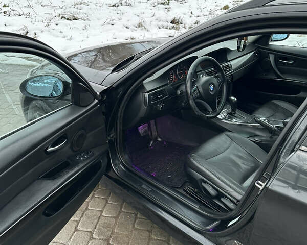 Чорний БМВ 3 Серія, об'ємом двигуна 2 л та пробігом 238 тис. км за 7300 $, фото 9 на Automoto.ua