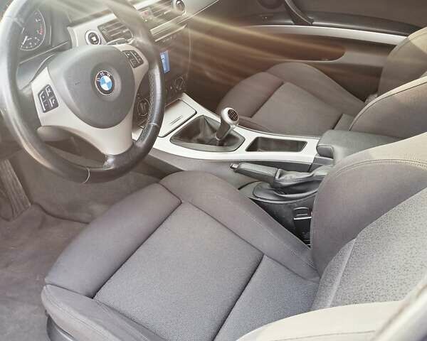 Черный БМВ 3 Серия, объемом двигателя 2 л и пробегом 290 тыс. км за 6199 $, фото 1 на Automoto.ua