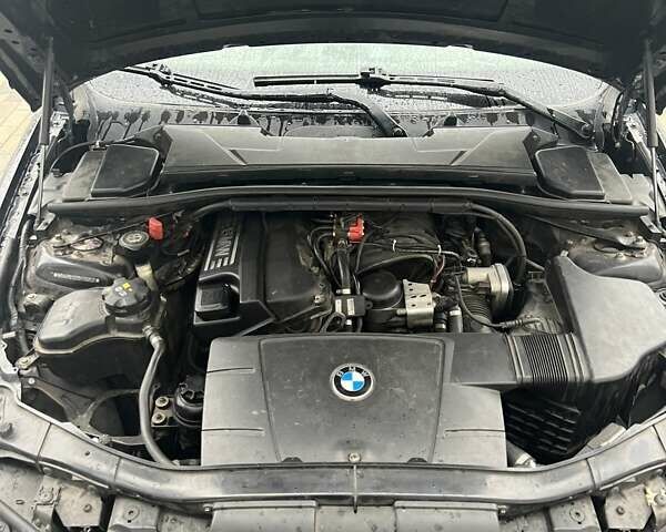 Черный БМВ 3 Серия, объемом двигателя 1.8 л и пробегом 332 тыс. км за 6700 $, фото 7 на Automoto.ua