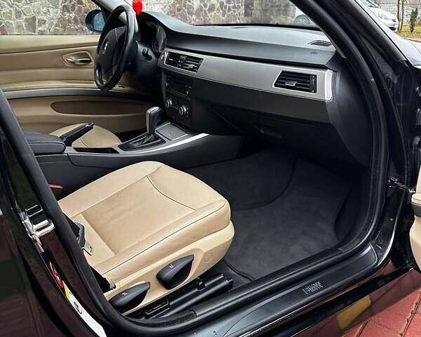 Чорний БМВ 3 Серія, об'ємом двигуна 2 л та пробігом 255 тис. км за 7600 $, фото 29 на Automoto.ua