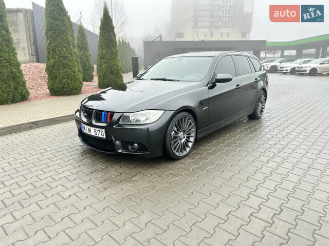 Чорний БМВ 3 Серія, об'ємом двигуна 3 л та пробігом 300 тис. км за 7500 $, фото 8 на Automoto.ua