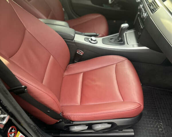 Чорний БМВ 3 Серія, об'ємом двигуна 2 л та пробігом 270 тис. км за 6700 $, фото 24 на Automoto.ua