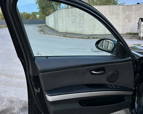 Чорний БМВ 3 Серія, об'ємом двигуна 2 л та пробігом 308 тис. км за 7500 $, фото 14 на Automoto.ua