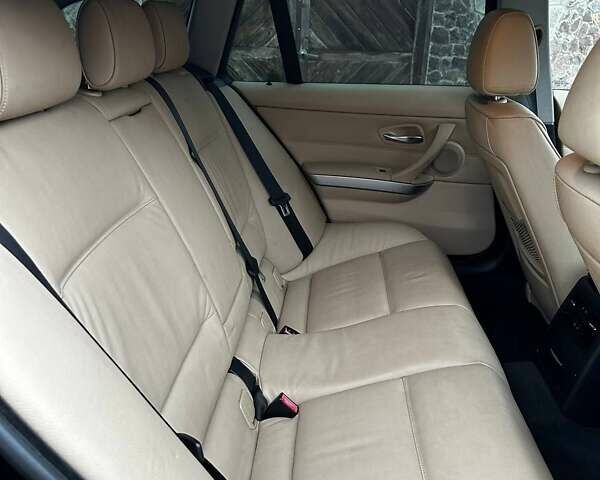 Черный БМВ 3 Серия, объемом двигателя 2 л и пробегом 255 тыс. км за 7800 $, фото 35 на Automoto.ua