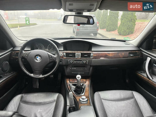 Чорний БМВ 3 Серія, об'ємом двигуна 3 л та пробігом 300 тис. км за 7500 $, фото 18 на Automoto.ua