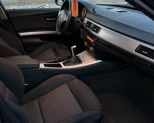 Чорний БМВ 3 Серія, об'ємом двигуна 2 л та пробігом 308 тис. км за 7500 $, фото 12 на Automoto.ua