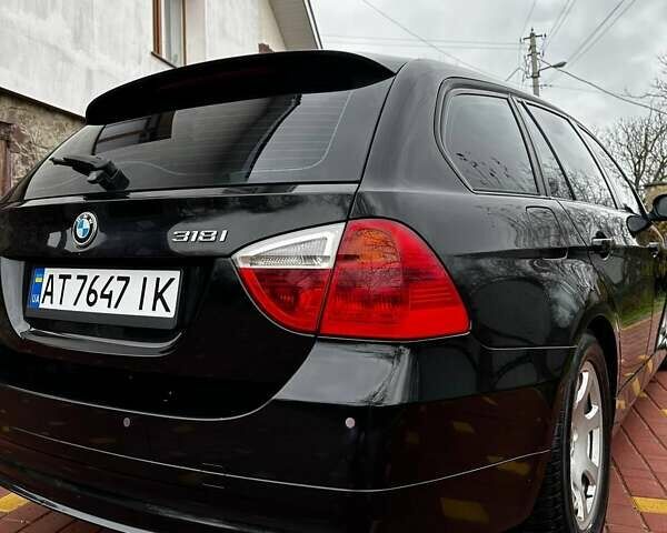 Черный БМВ 3 Серия, объемом двигателя 2 л и пробегом 255 тыс. км за 7800 $, фото 10 на Automoto.ua