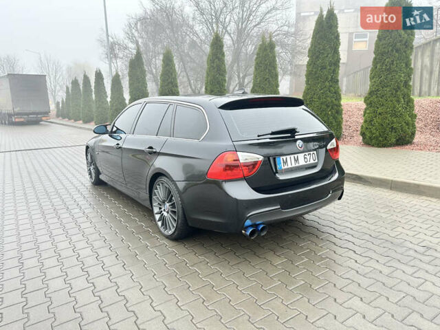 Чорний БМВ 3 Серія, об'ємом двигуна 3 л та пробігом 300 тис. км за 7500 $, фото 2 на Automoto.ua