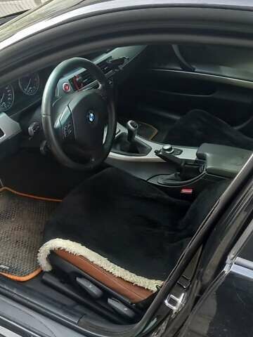 Черный БМВ 3 Серия, объемом двигателя 2 л и пробегом 313 тыс. км за 8500 $, фото 8 на Automoto.ua