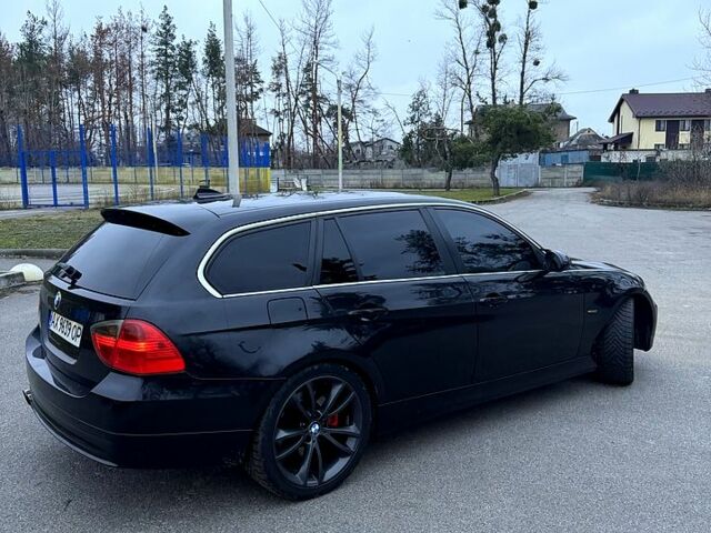 Черный БМВ 3 Серия, объемом двигателя 3 л и пробегом 370 тыс. км за 8900 $, фото 5 на Automoto.ua