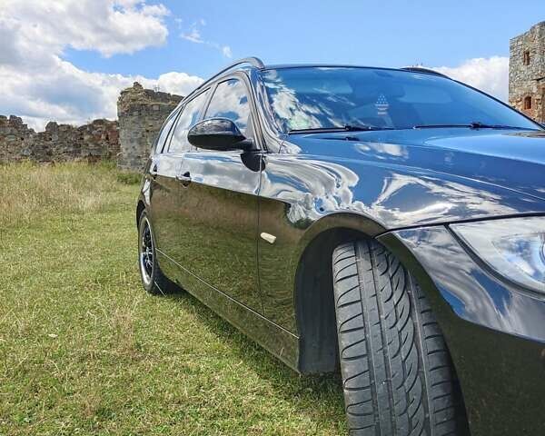 Чорний БМВ 3 Серія, об'ємом двигуна 2 л та пробігом 300 тис. км за 7500 $, фото 6 на Automoto.ua